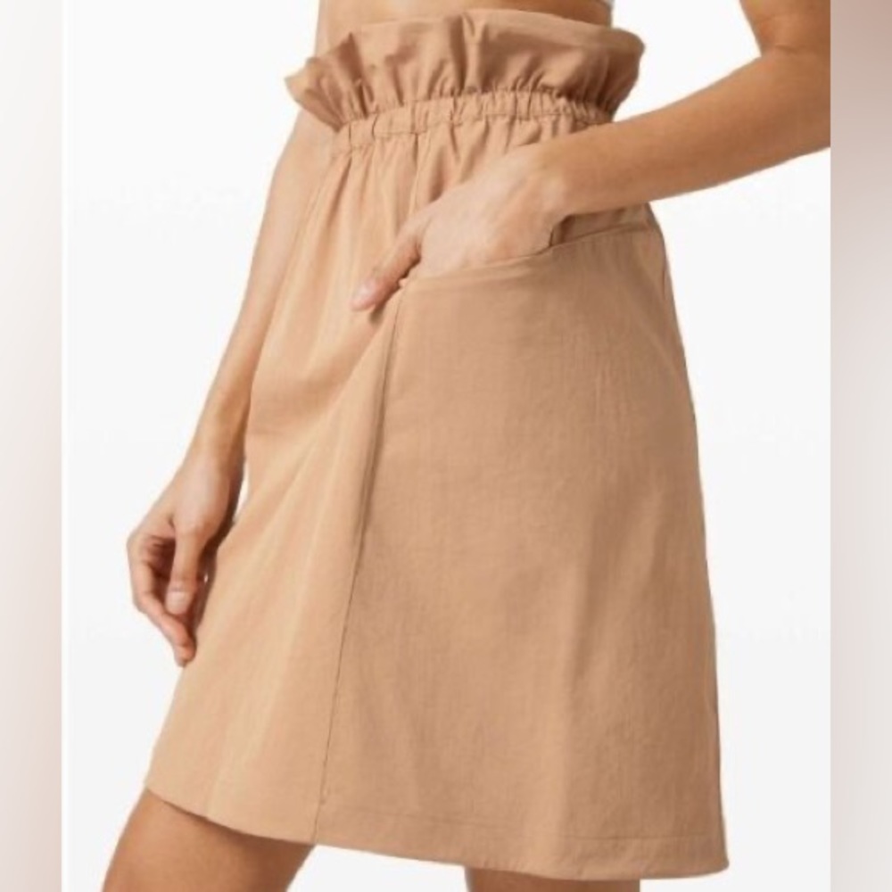 Lululemon trip taker skirt